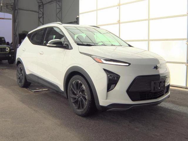 Used 2023 Chevrolet Bolt EUV LT image 3