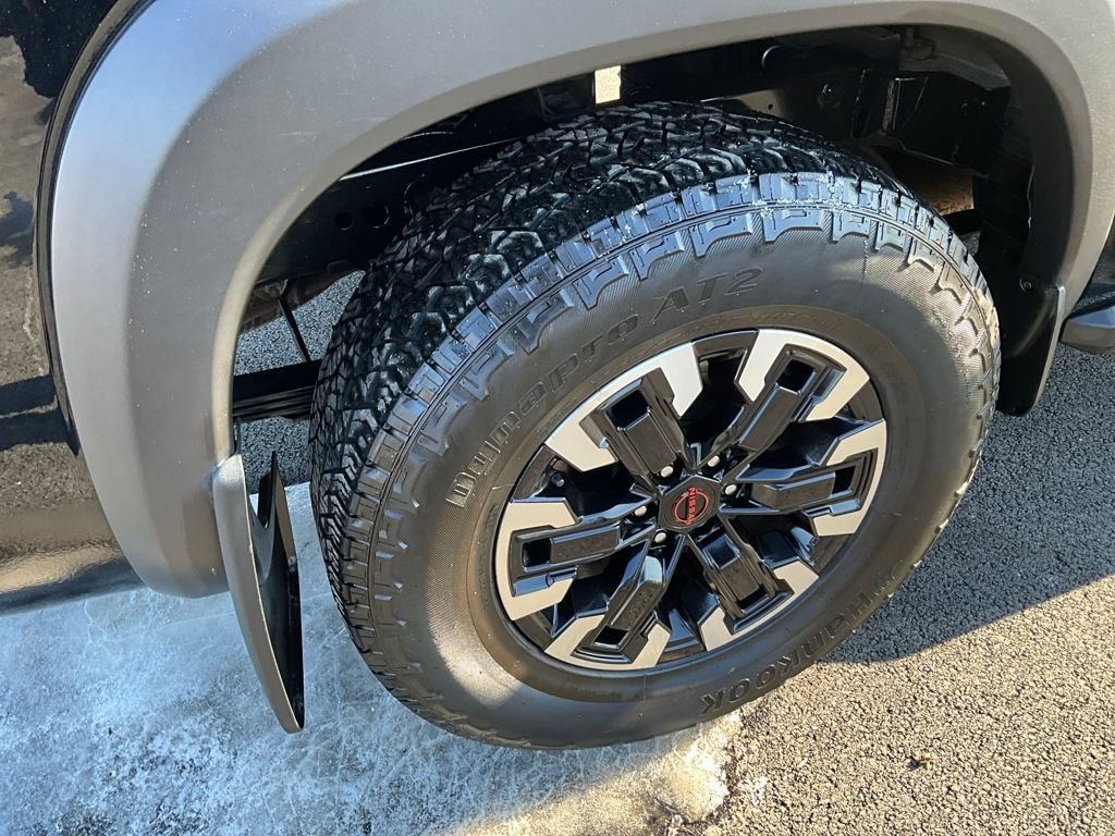 Used 2024 Nissan Frontier PRO-4X w/ Pro Convenience Package image 16