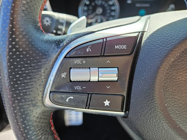 Used 2023 Genesis G70 2.0T w/ Sport Prestige Package RWD image 26