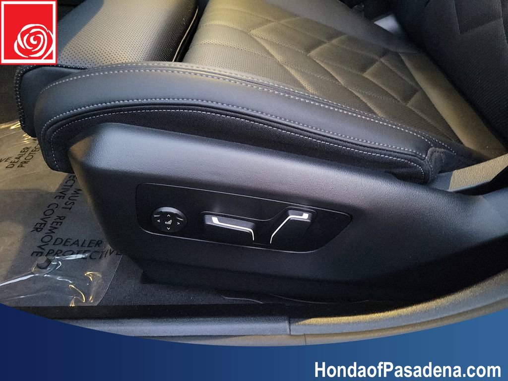 Used 2025 BMW 530i image 19