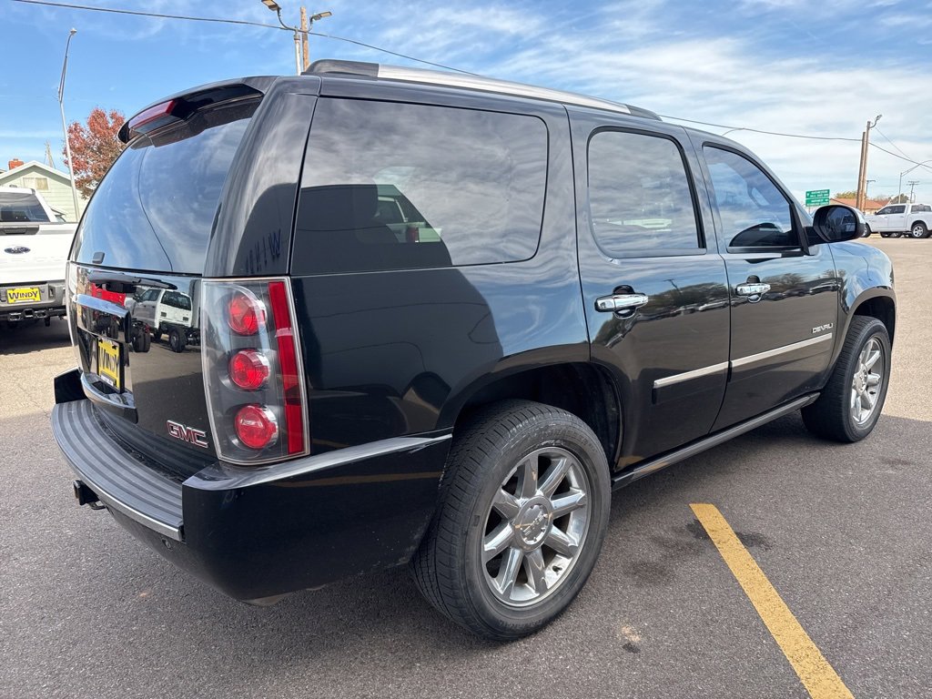 Used 2013 GMC Yukon Denali image 7