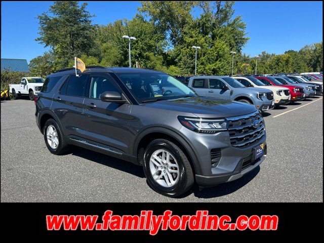 Used 2025 Ford Explorer Active