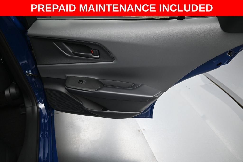 Certified 2025 Toyota Prius LE FWD image 29