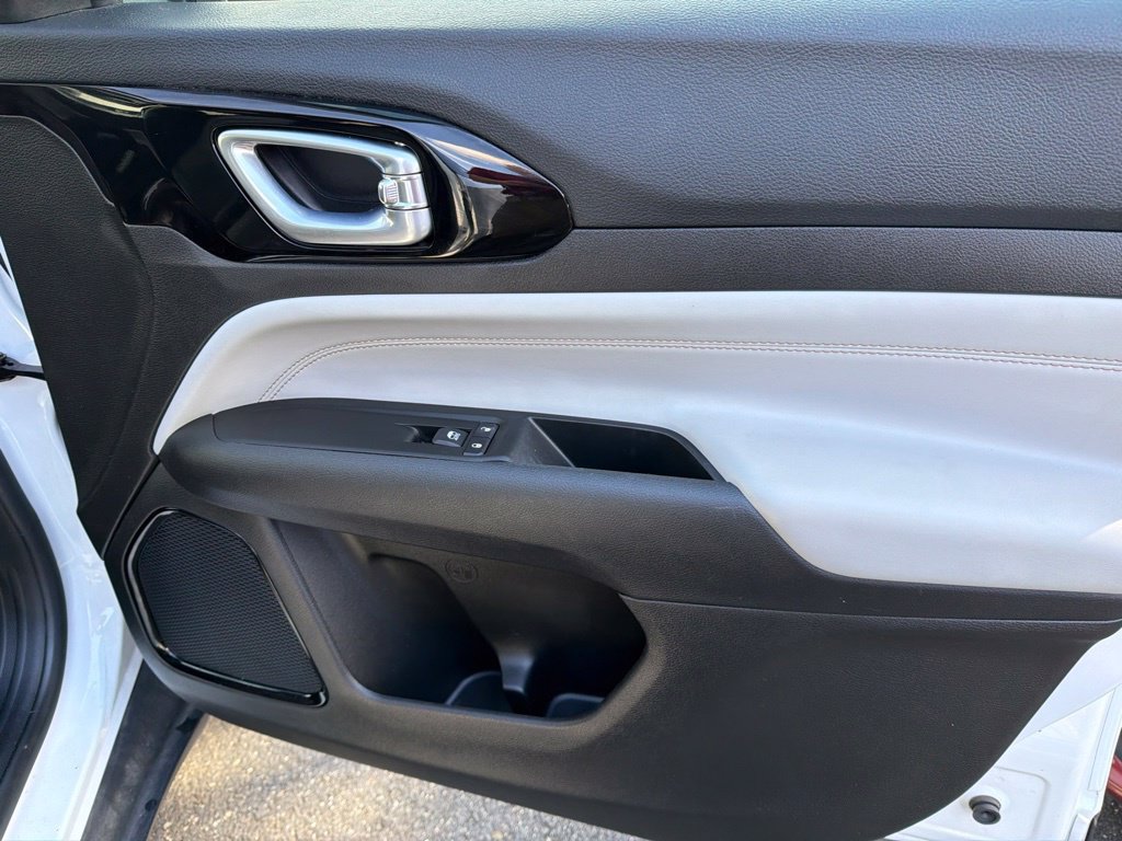 Certified 2022 Jeep Compass Limited AWD/4WD image 34