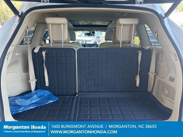 Used 2015 Toyota Highlander Limited Platinum AWD/4WD image 35