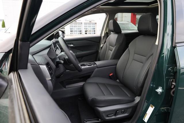 New 2026 Nissan Rogue SV image 8