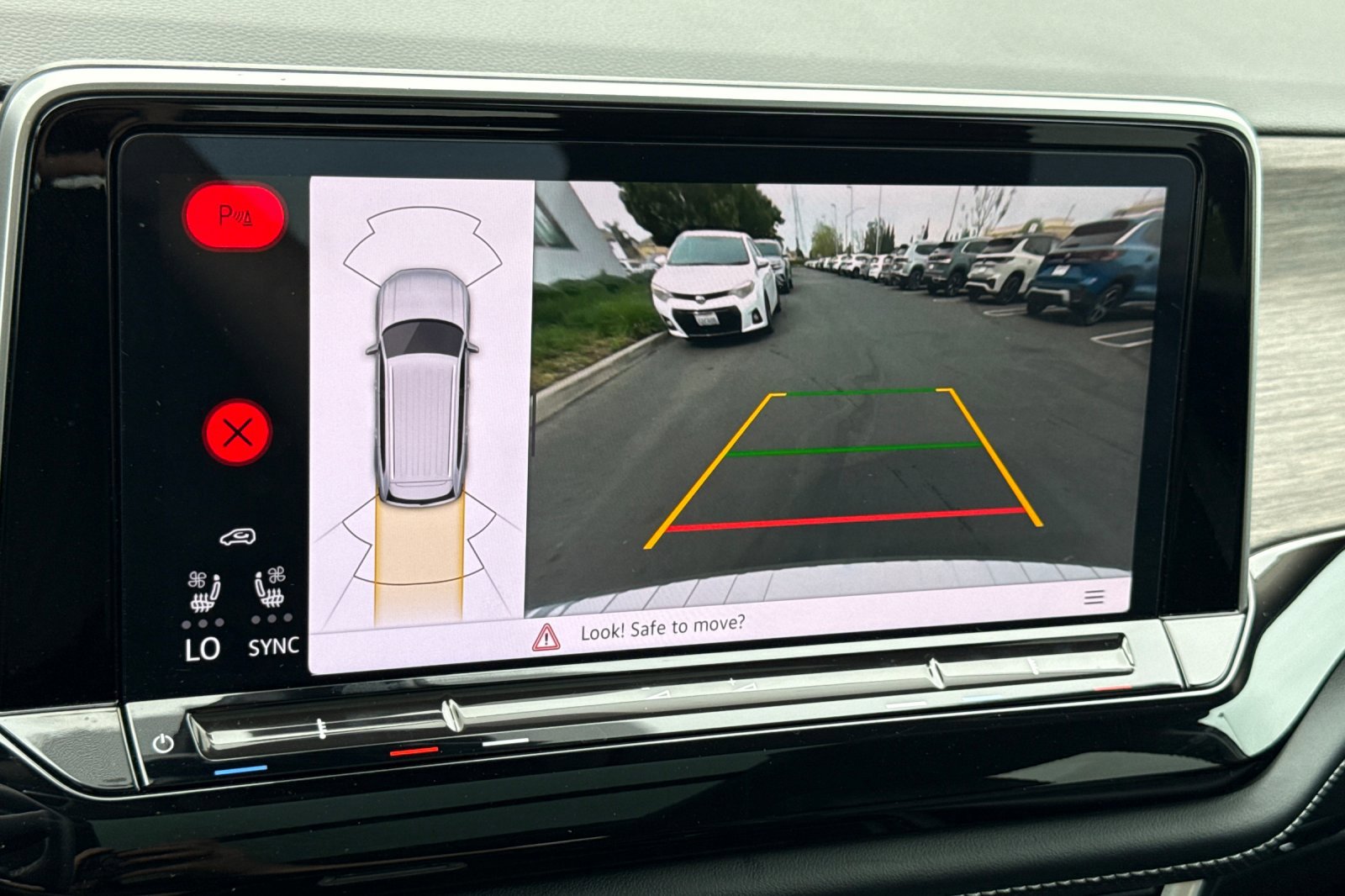 Certified 2024 Volkswagen Atlas SEL image 21