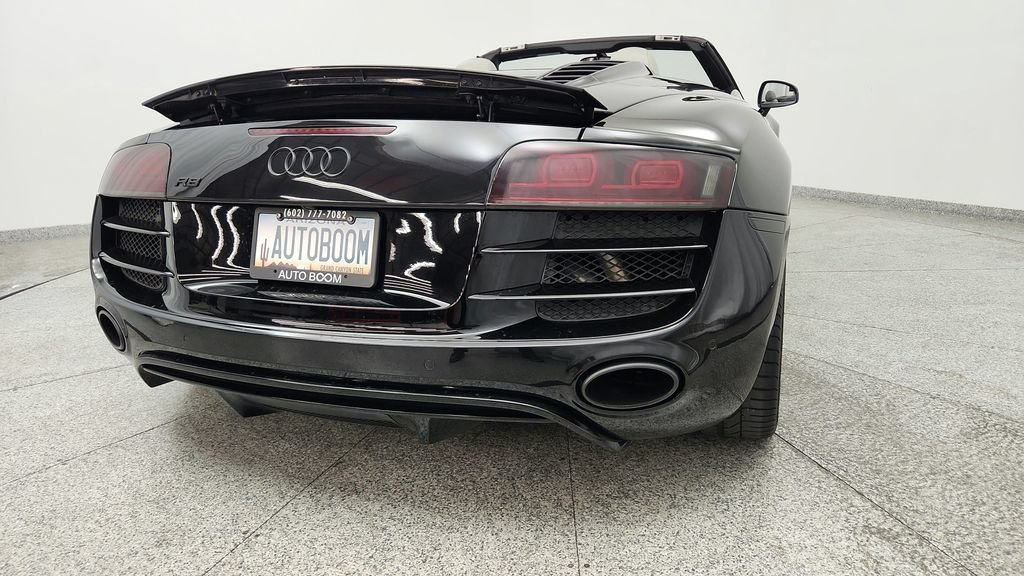 Used 2011 Audi R8 V10 w/ Enhanced Leather Pkg AWD/4WD image 45
