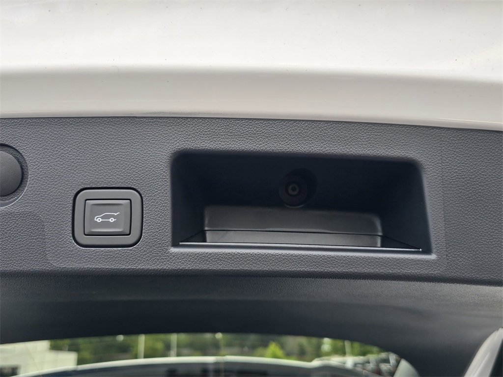 New 2026 GMC Terrain Elevation w/ Elevation Premium Package image 29