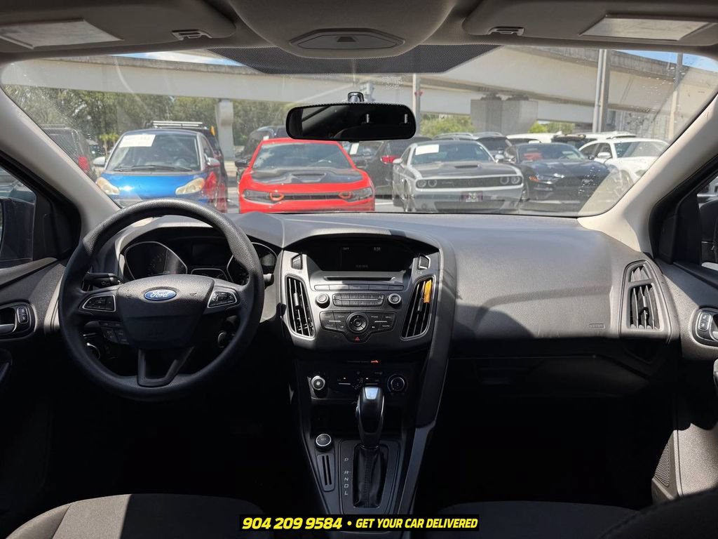 Used 2016 Ford Focus SE FWD image 37