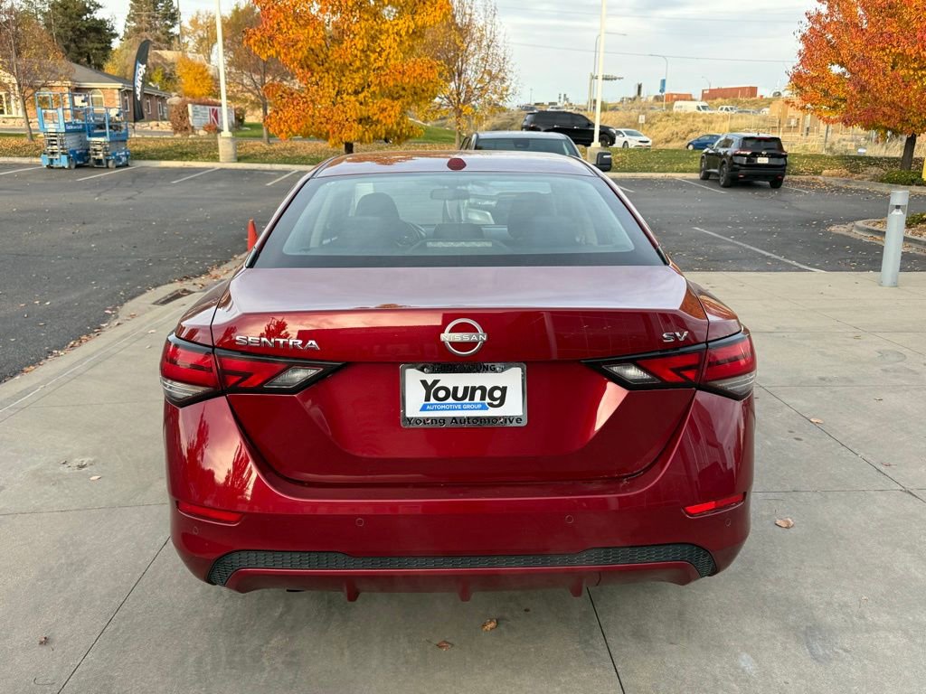 Used 2024 Nissan Sentra SV image 9