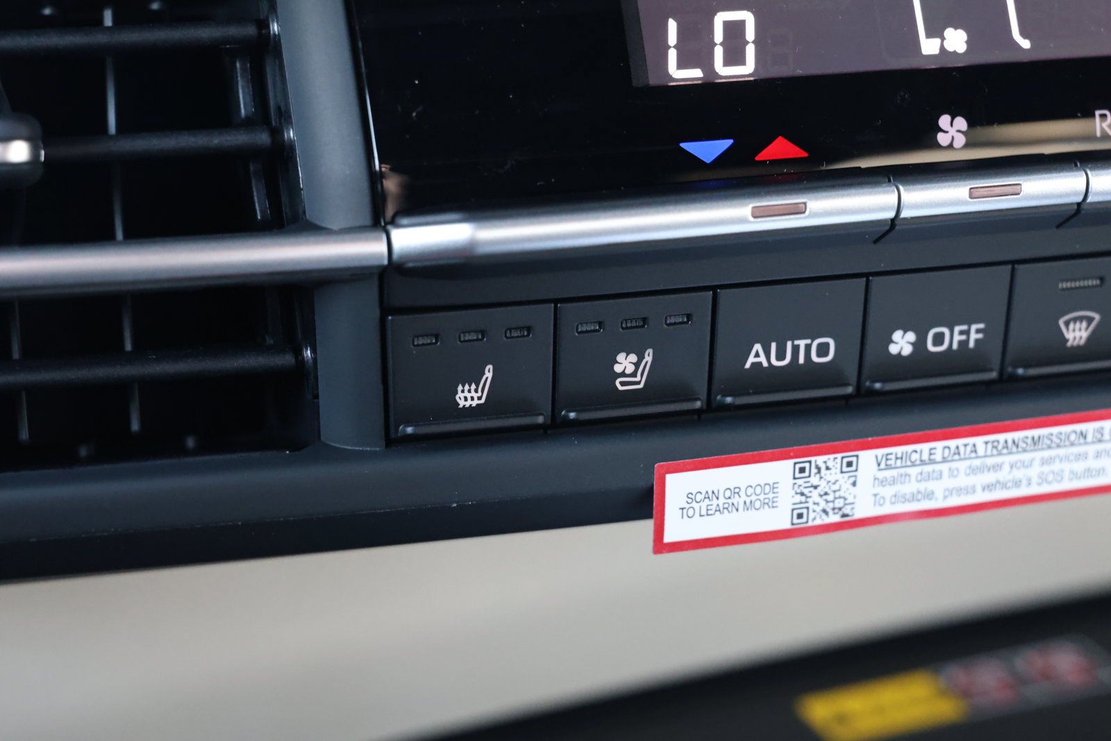 New 2026 Toyota Sienna Platinum AWD/4WD image 4