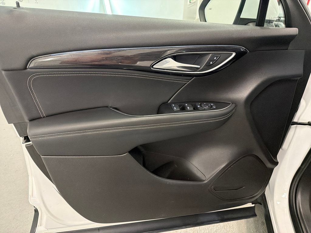 Used 2022 Buick Envision Preferred w/ Safety Package FWD image 12
