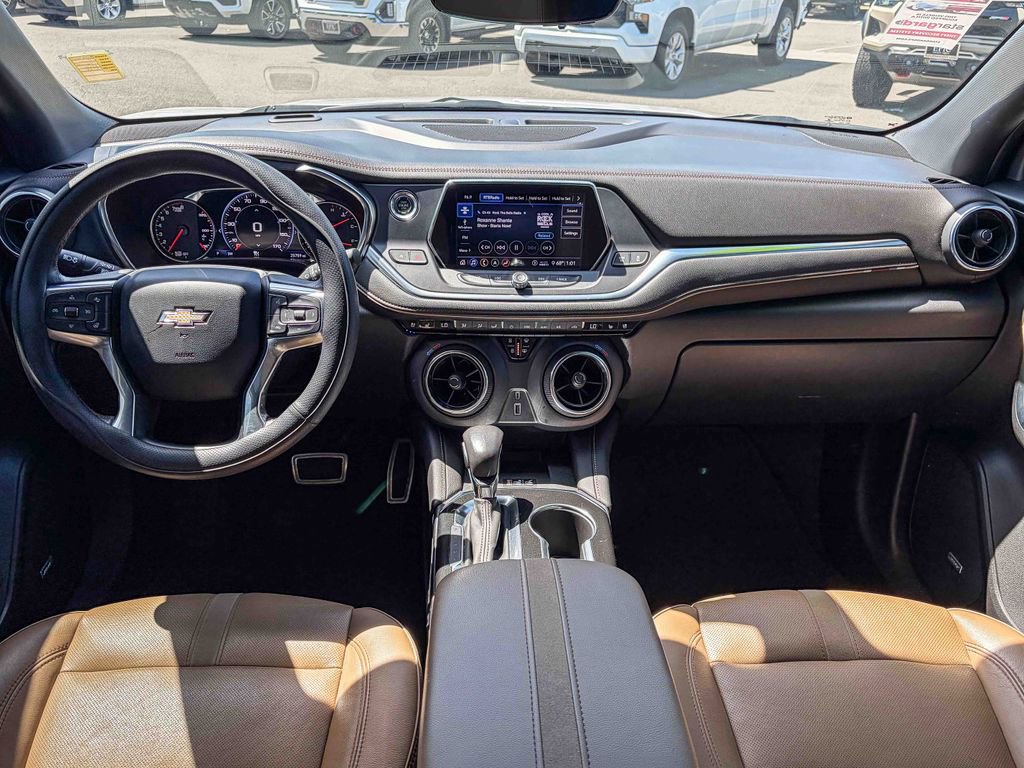 Used 2020 Chevrolet Blazer Premier w/ Driver Confidence II Package FWD image 16