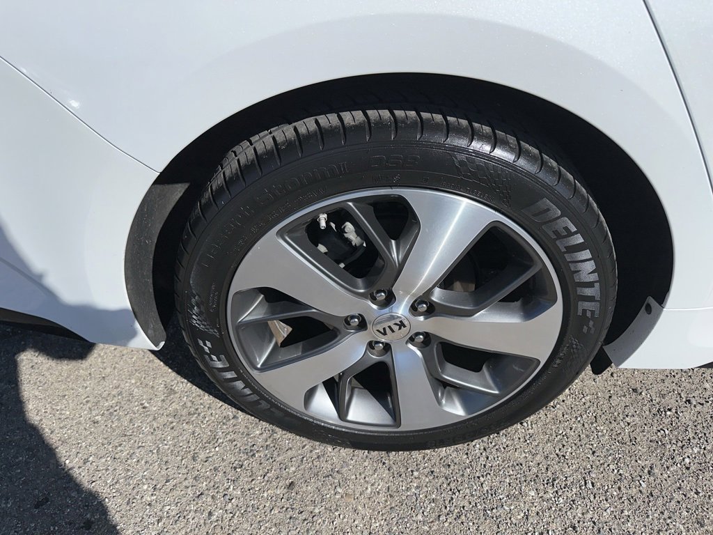 Used 2019 Kia Optima S image 9
