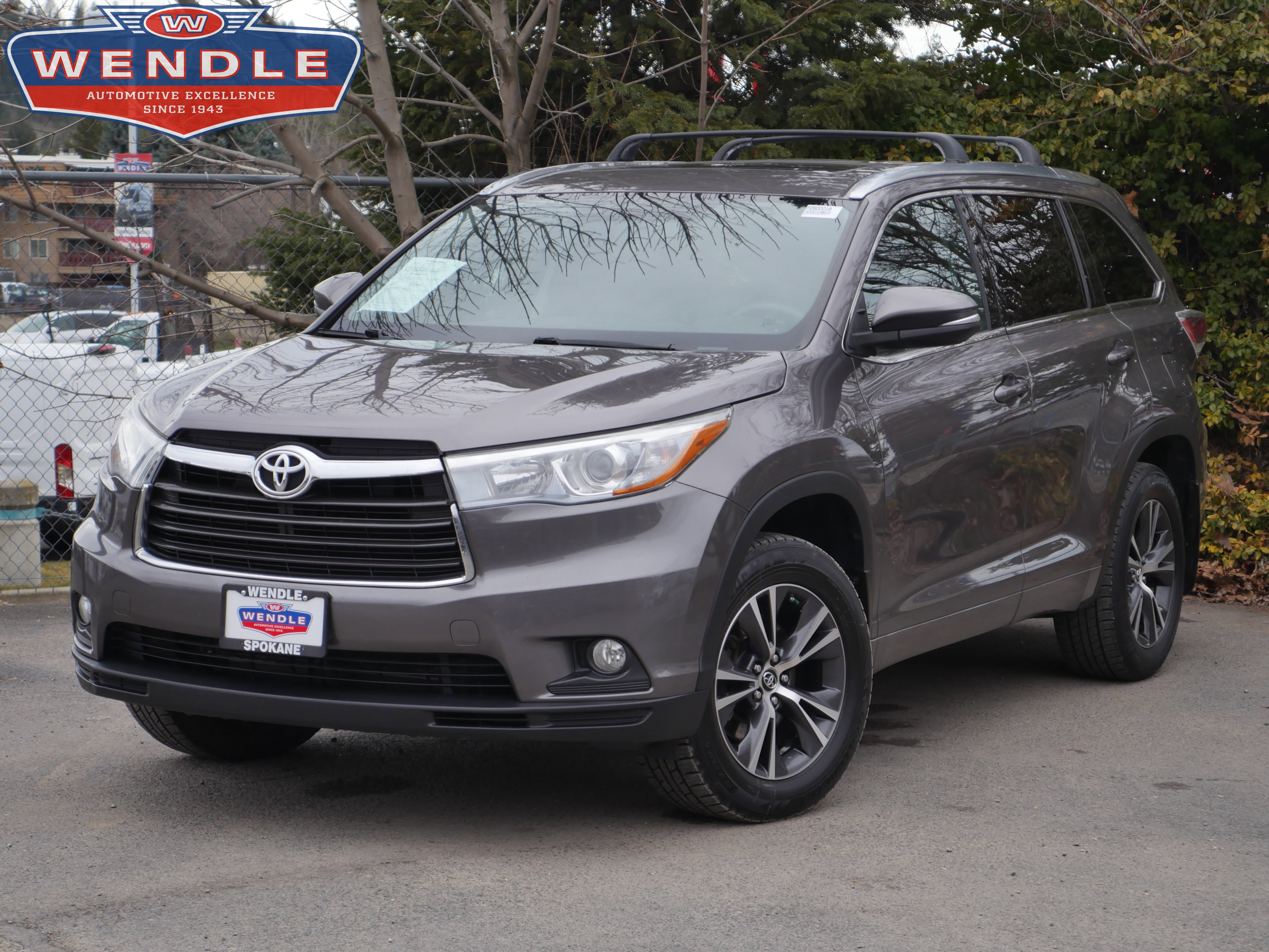Used 2016 Toyota Highlander XLE