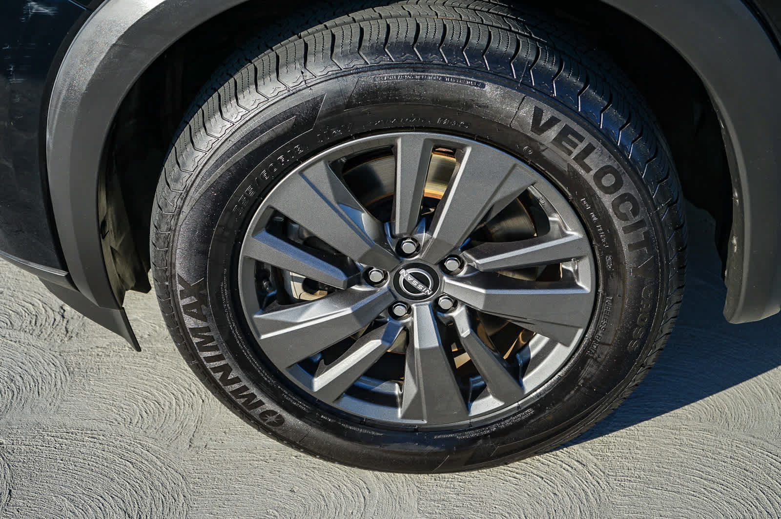 Used 2022 Nissan Pathfinder SV FWD image 11