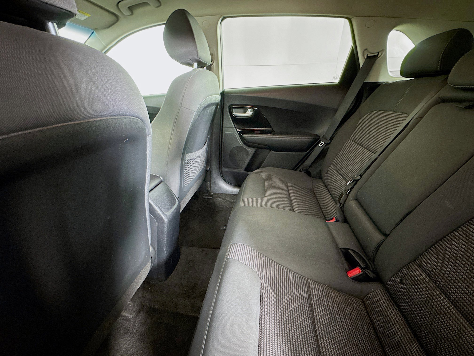 Used 2022 Kia Niro LXS image 24