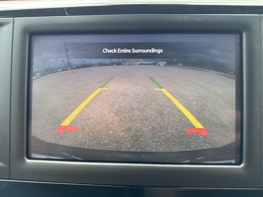 Used 2023 Chrysler Voyager LX image 31