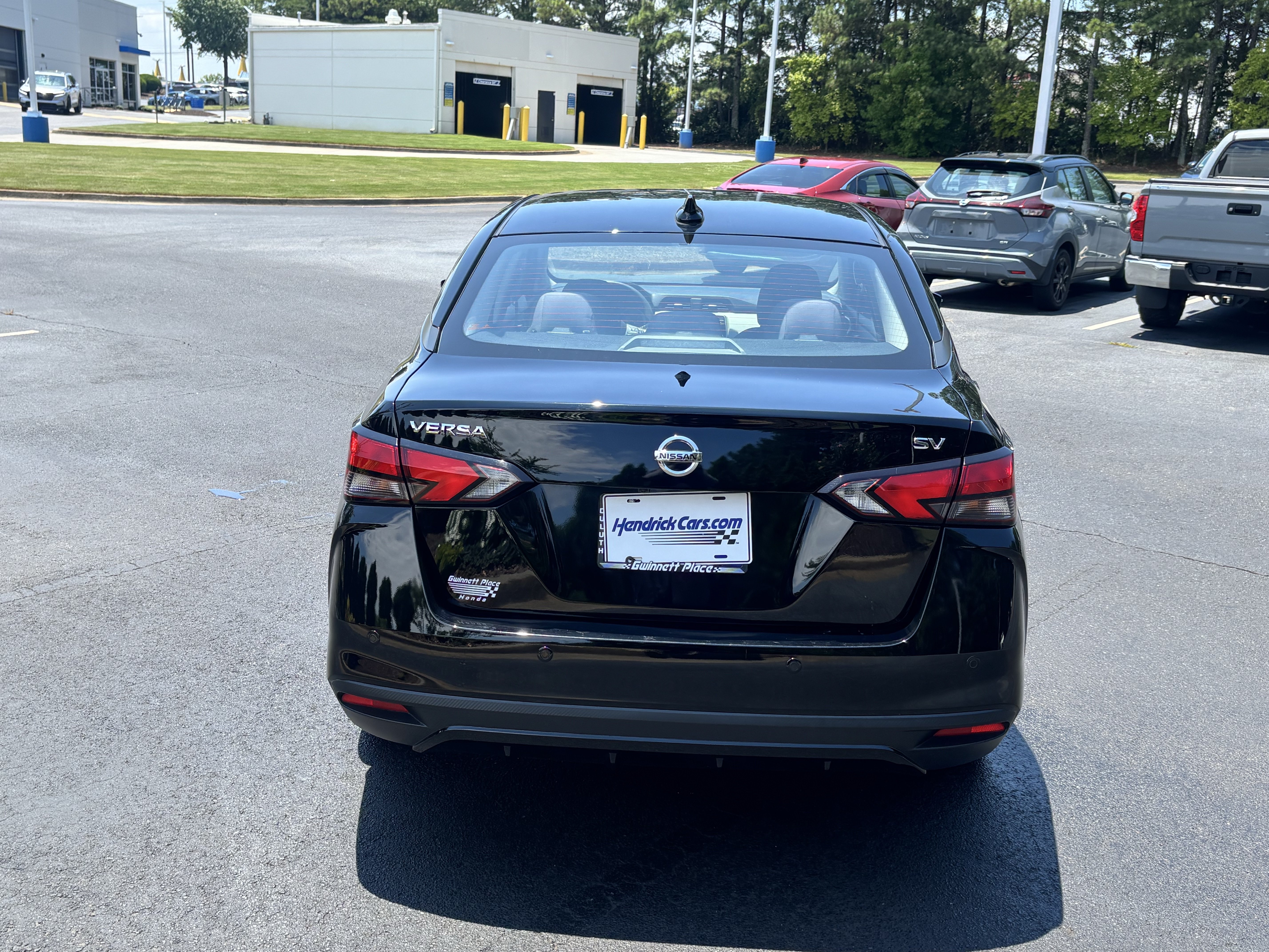 Used 2021 Nissan Versa SV FWD image 9