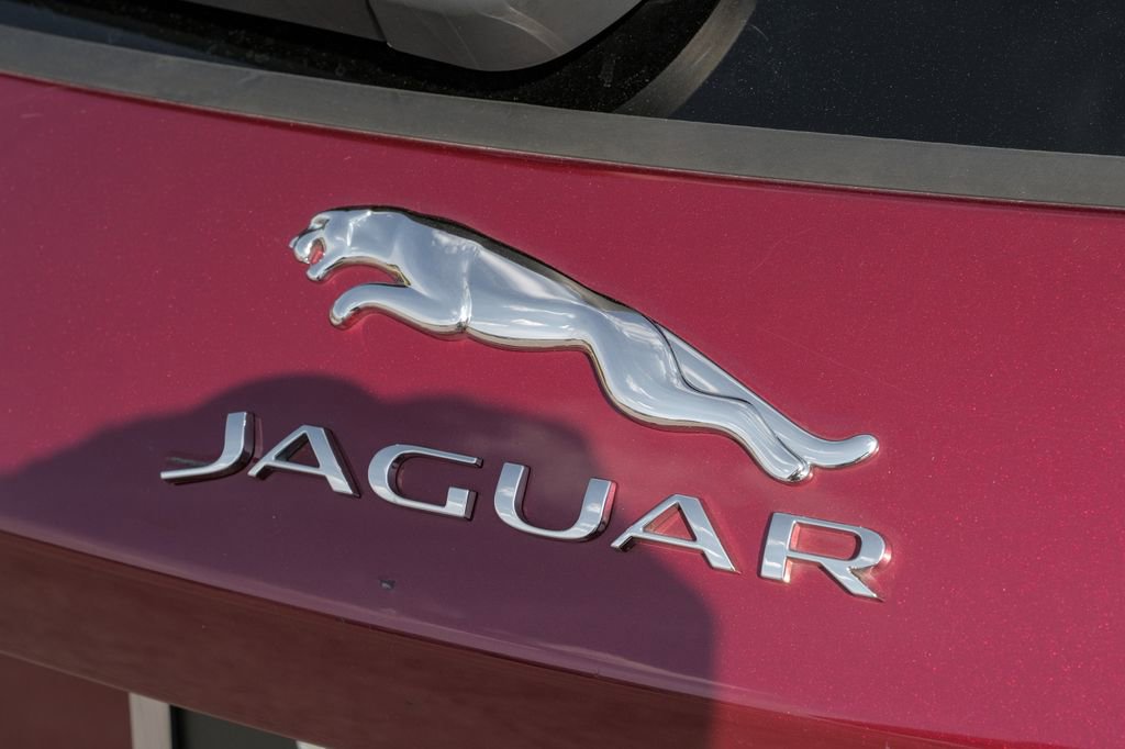 Used 2017 Jaguar F-PACE S image 60