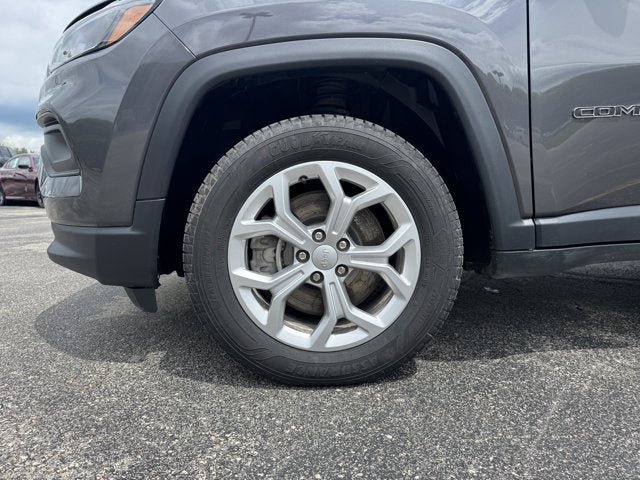 Used 2024 Jeep Compass Latitude AWD/4WD image 10