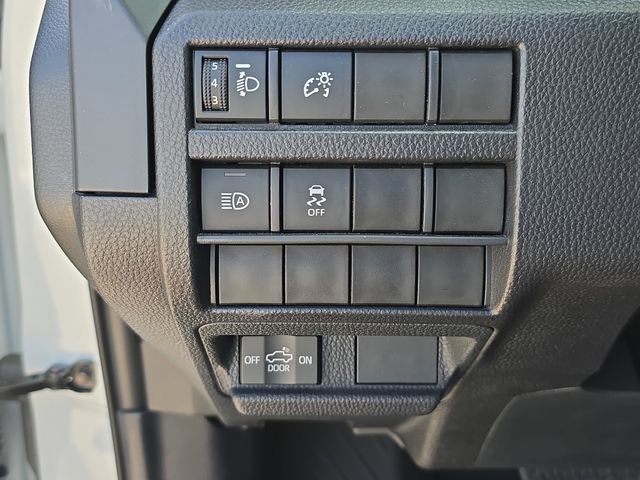 Used 2026 Toyota Tacoma SR AWD/4WD image 26