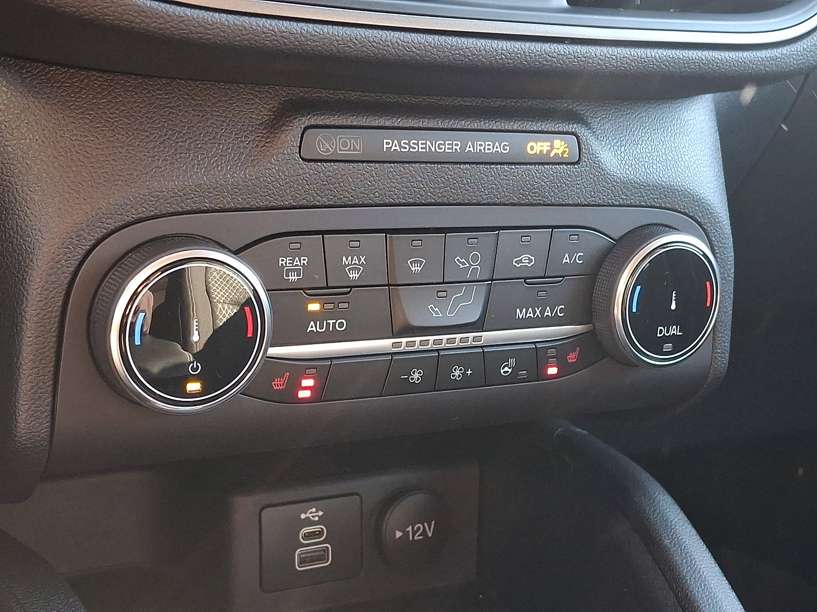 Used 2024 Ford Escape Active image 16