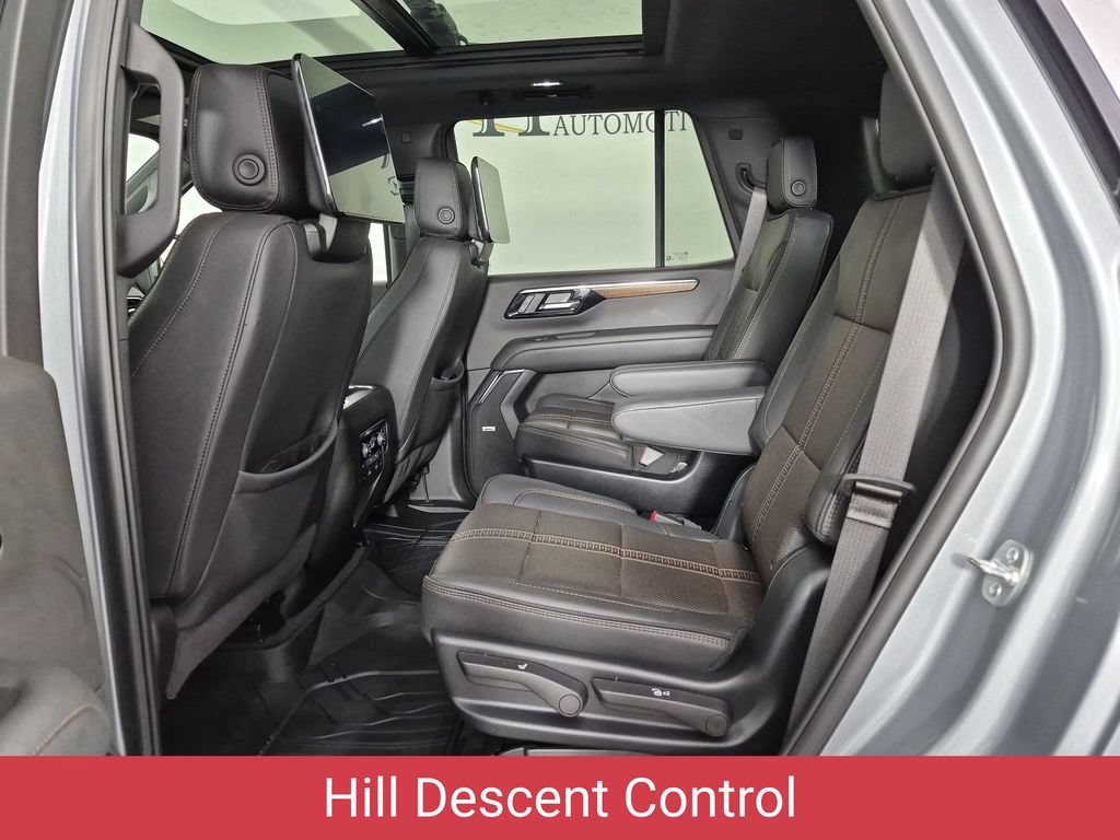 Certified 2025 Chevrolet Tahoe High Country AWD/4WD image 33