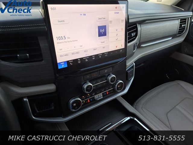 Used 2024 Ford Expedition Limited image 16