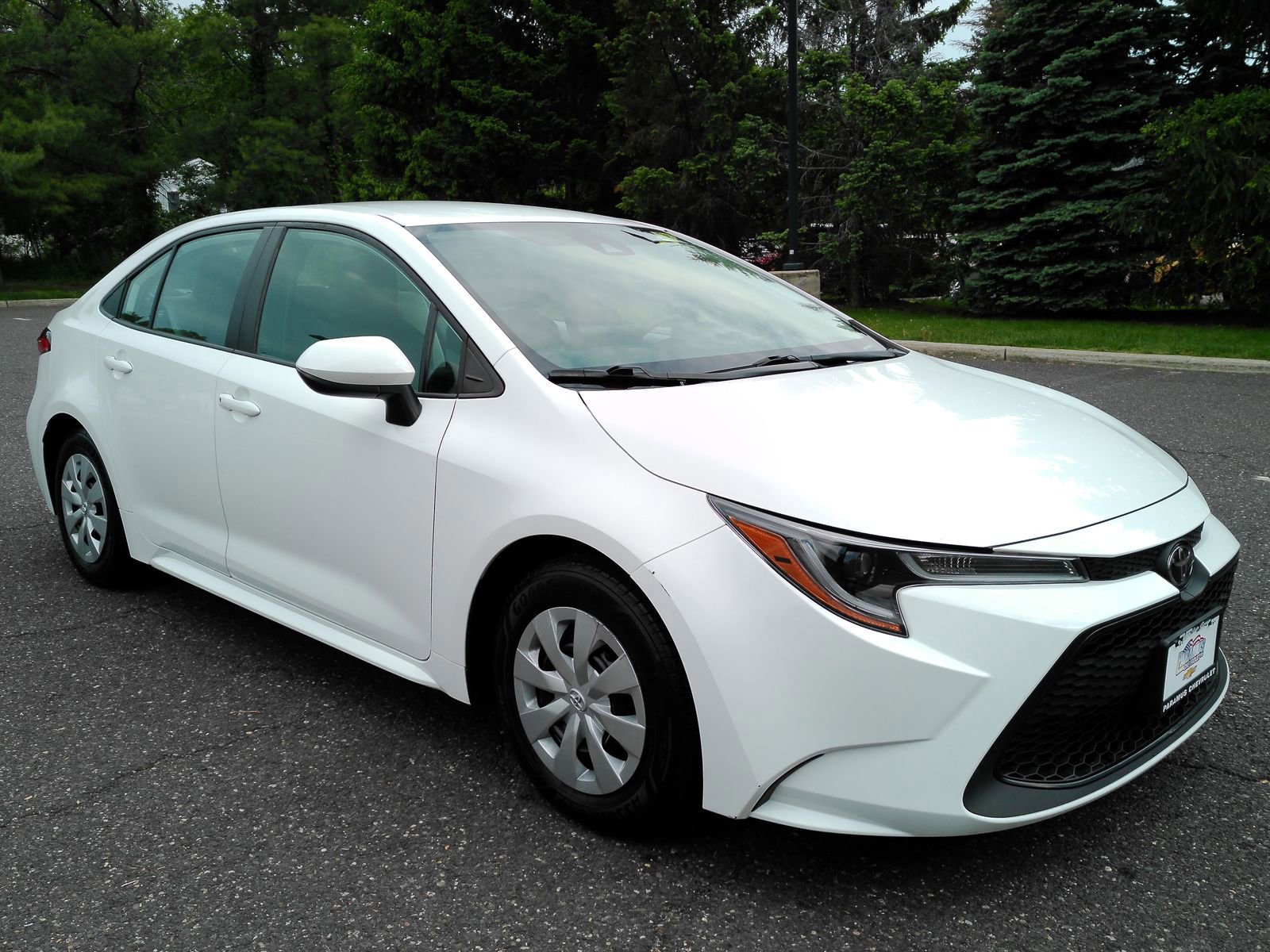 Used 2021 Toyota Corolla L FWD image 2