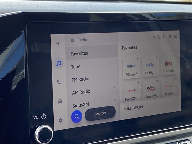 Used 2025 Toyota Camry LE image 37