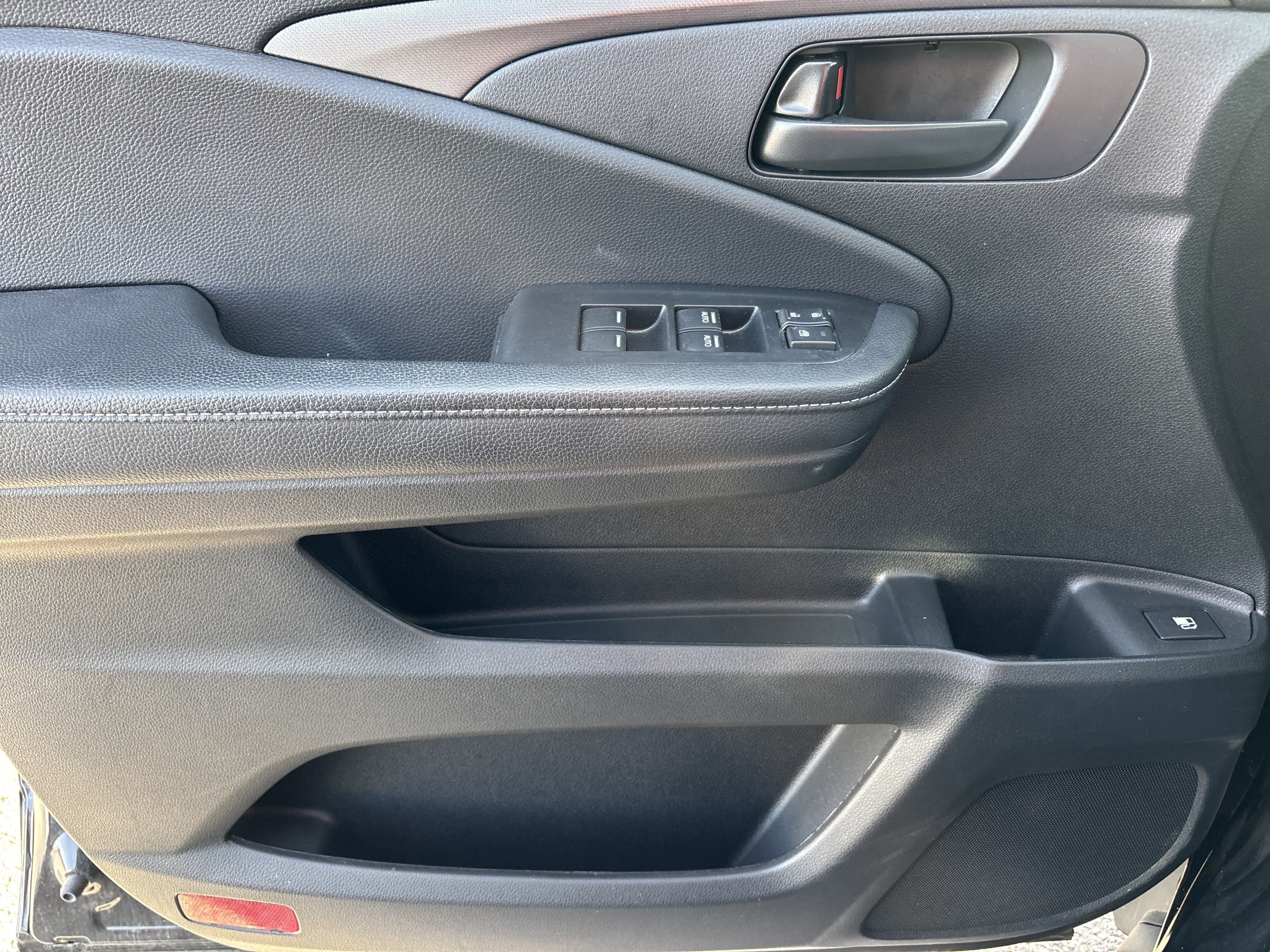 Certified 2025 Honda Ridgeline Sport image 41