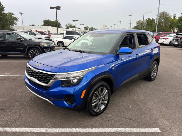 Used 2021 Kia Seltos LX AWD/4WD image 7