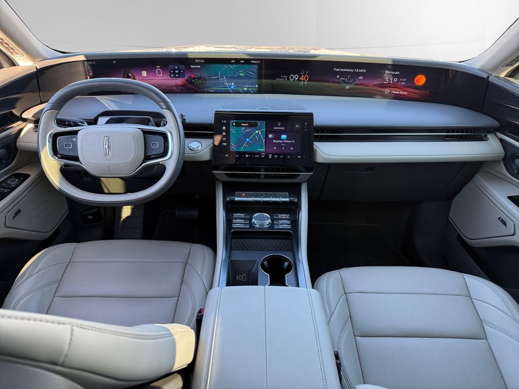 Used 2025 Lincoln Nautilus Premier w/ Equipment Group 102A image 10