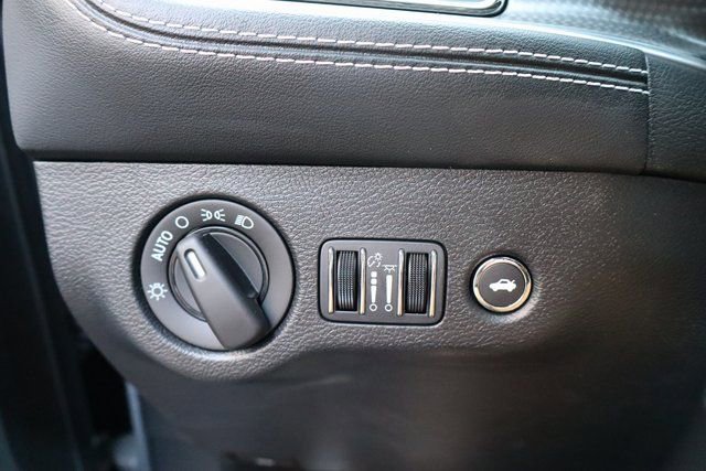 Used 2023 Dodge Challenger SRT Hellcat Widebody image 15