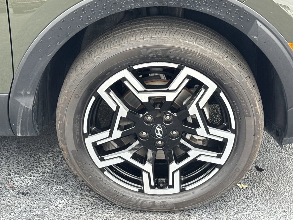 Used 2025 Hyundai Santa Cruz Limited image 12