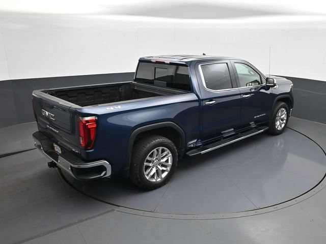Used 2021 GMC Sierra 1500 SLT w/ SLT Premium Plus Package AWD/4WD image 17