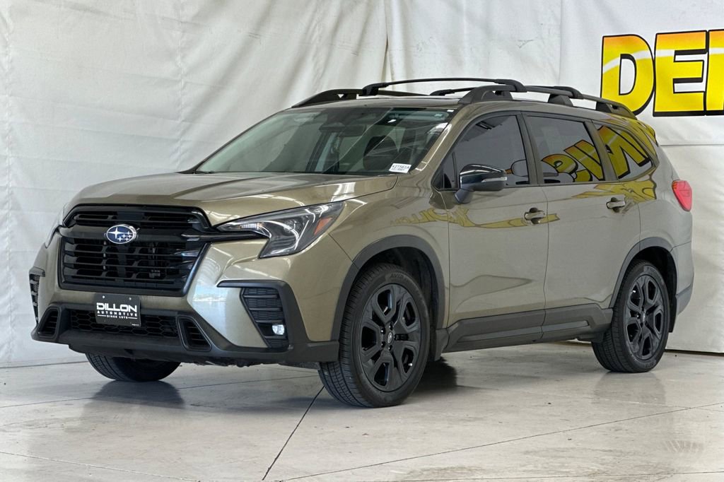 Used 2023 Subaru Ascent Onyx Edition AWD/4WD image 8