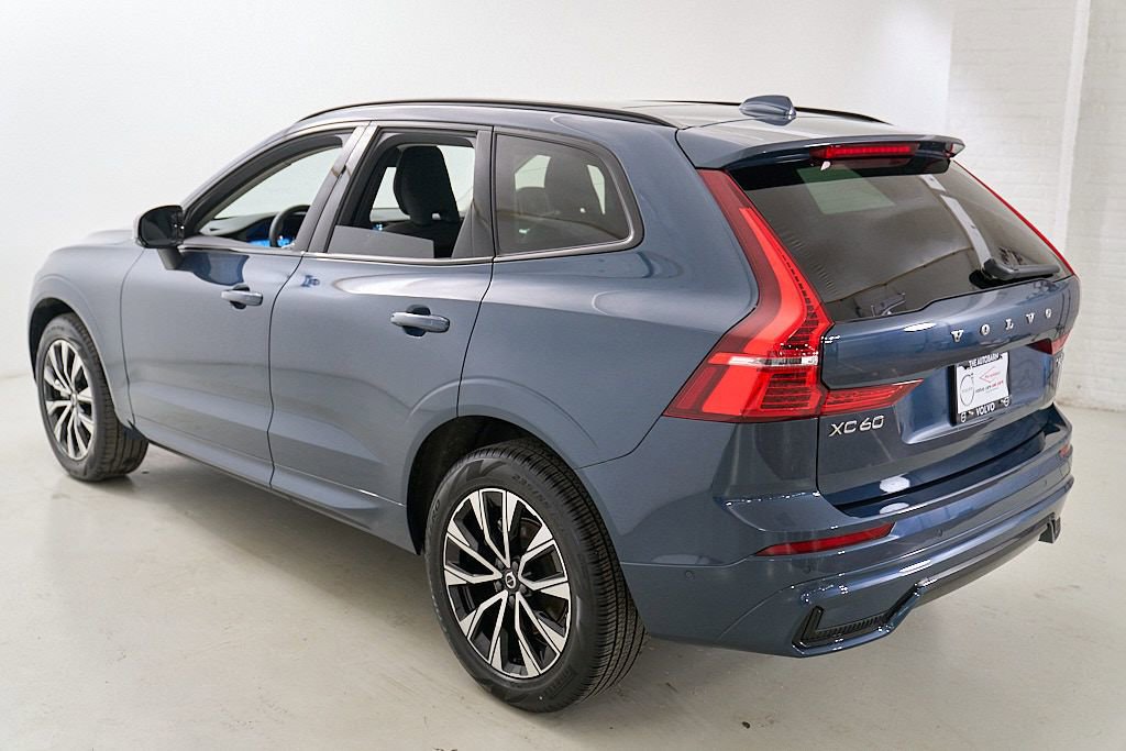 Certified 2025 Volvo XC60 B5 Plus w/ Climate Package AWD/4WD image 7