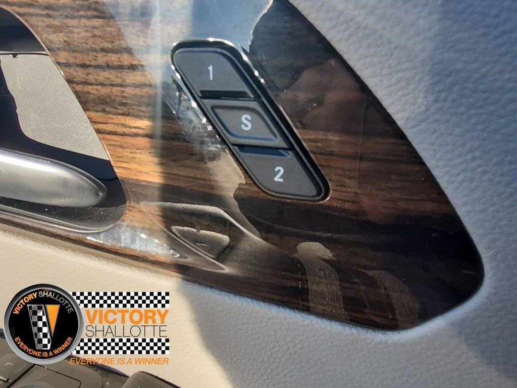 Certified 2023 Chrysler Pacifica Limited image 34