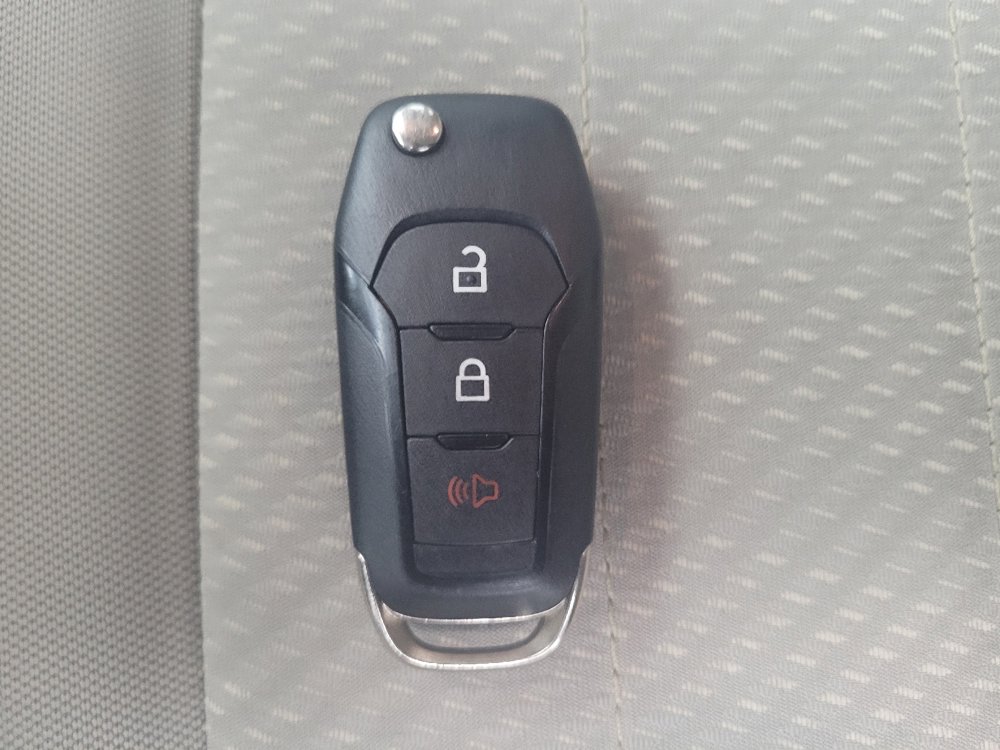 Used 2018 Ford EcoSport S FWD image 32