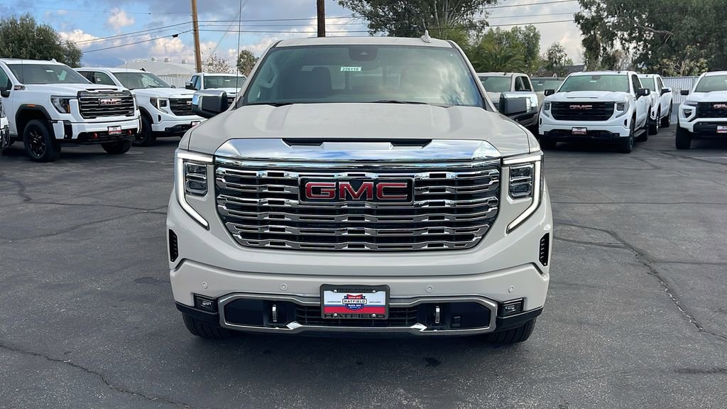 New 2026 GMC Sierra 1500 Denali w/ Denali Reserve Package image 9