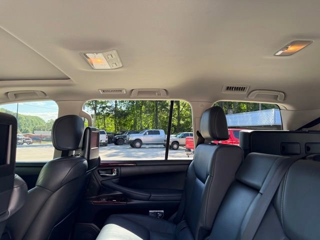 Used 2015 Lexus LX 570 4WD image 61