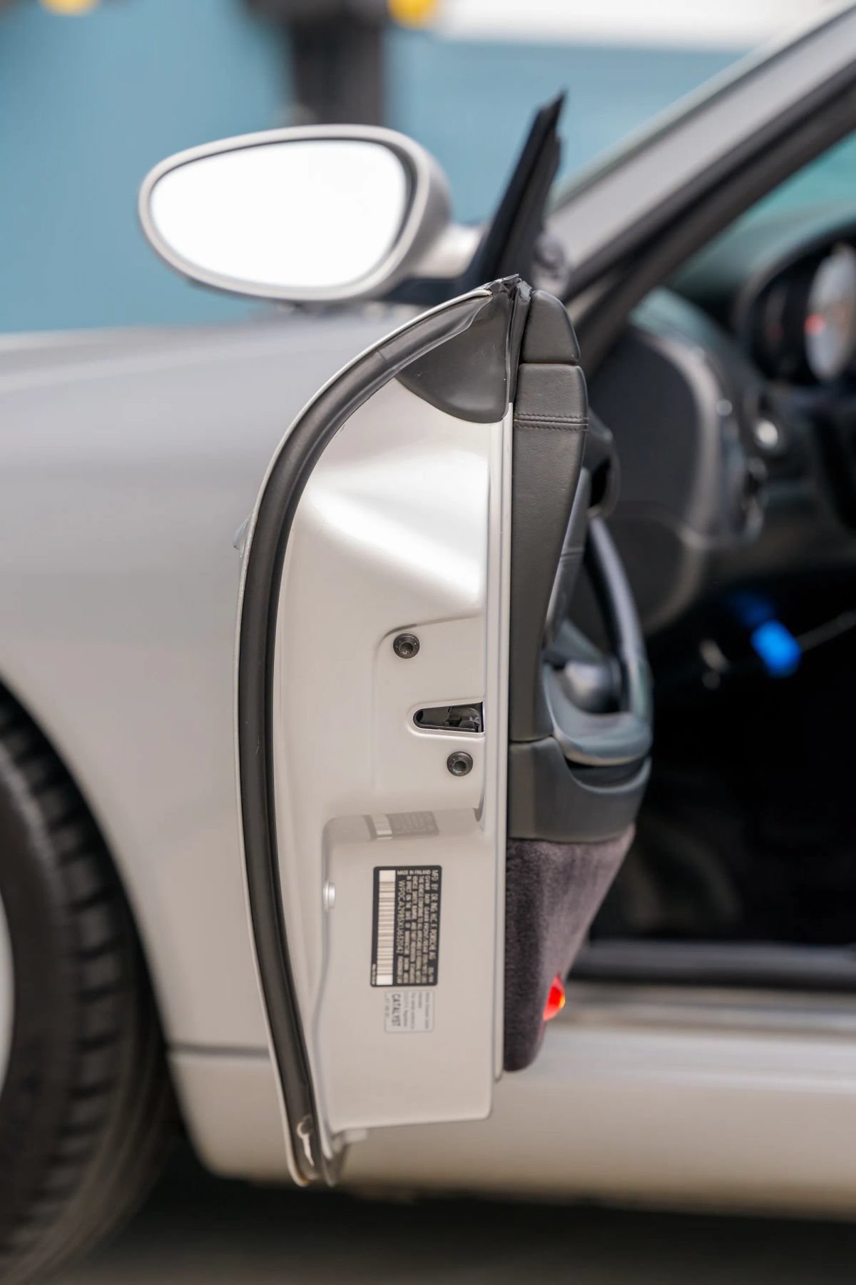Used 1999 Porsche Boxster RWD image 5