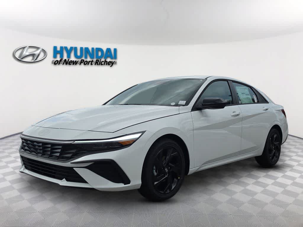 New 2026 Hyundai Elantra SEL Sport FWD image 1