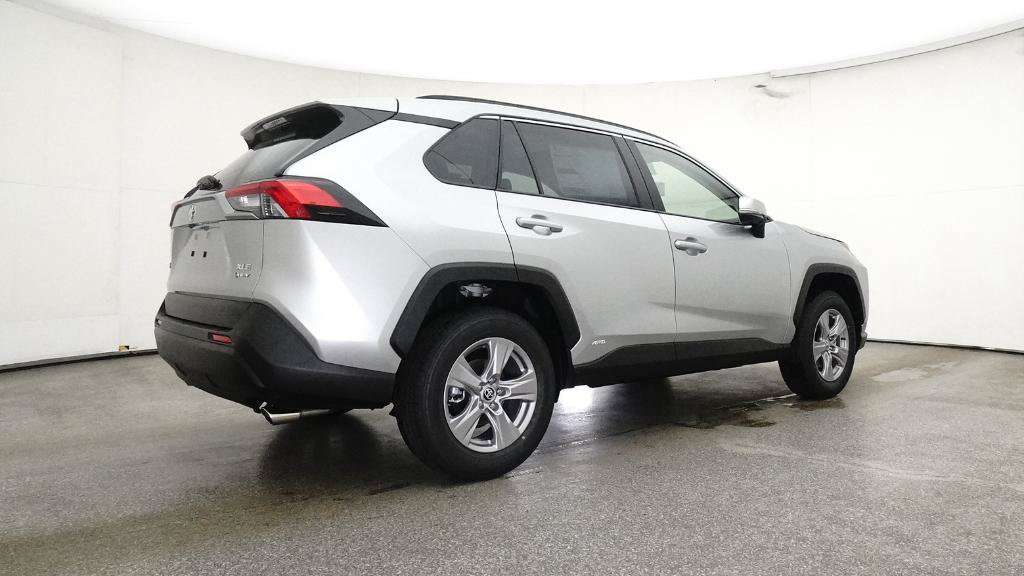New 2025 Toyota RAV4 XLE AWD/4WD image 28