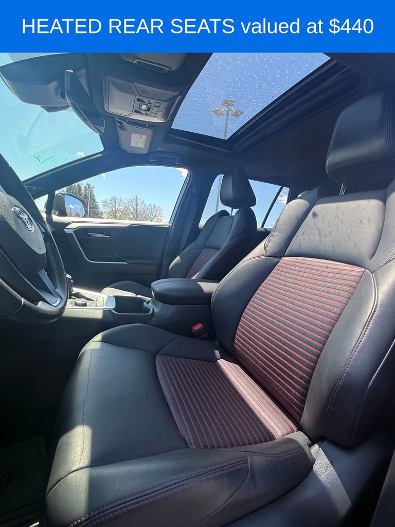 Used 2024 Toyota RAV4 XSE w/ Weather Package AWD/4WD image 4