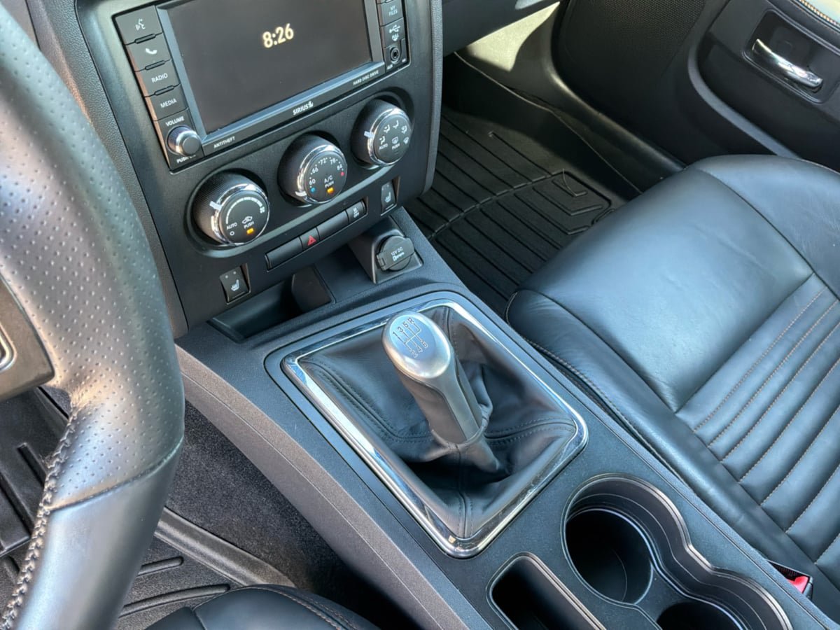 Used 2014 Dodge Challenger R/T RWD image 16
