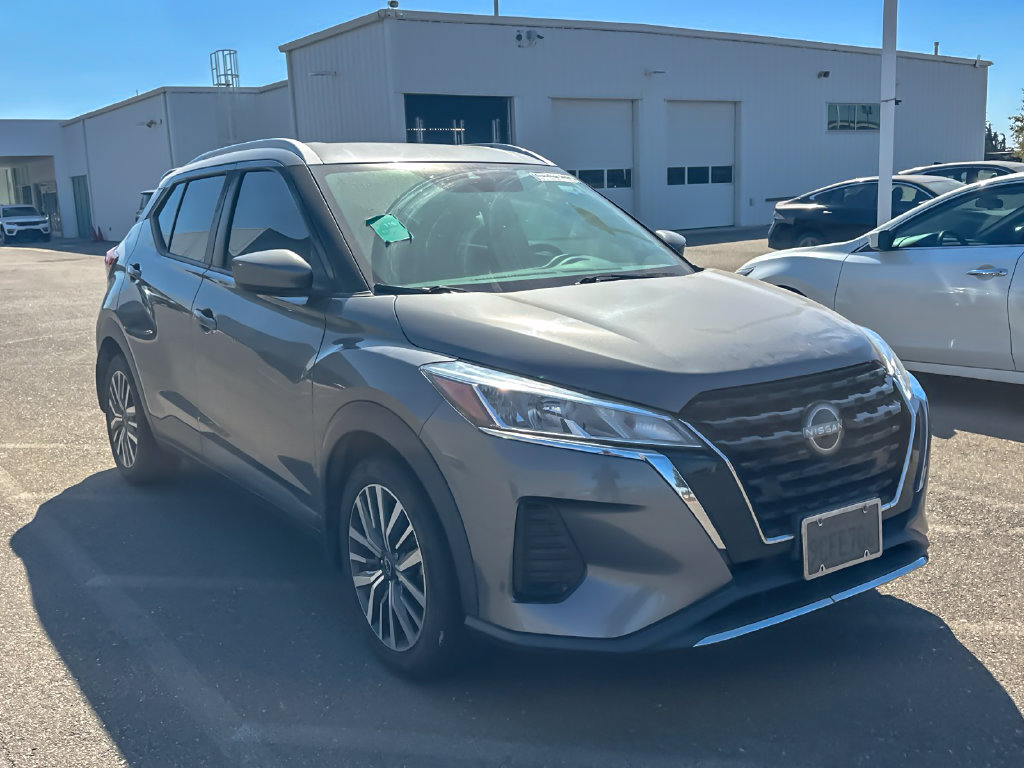Used 2022 Nissan Kicks SV w/ Interior Electronics Package FWD image 1